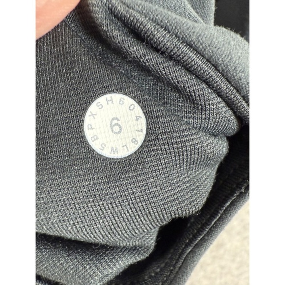 Lululemon On The Fly Jogger Womens 6 Black Stretch Lightweight Pants - Picture 5 of 9